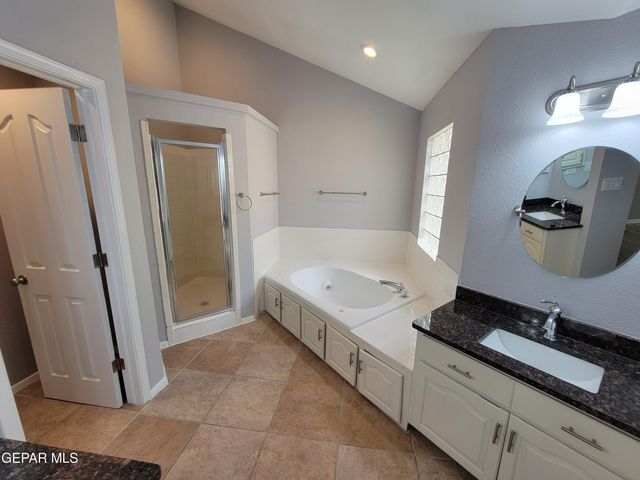 1404 Black Ridge Drive, El Paso, TX 79912