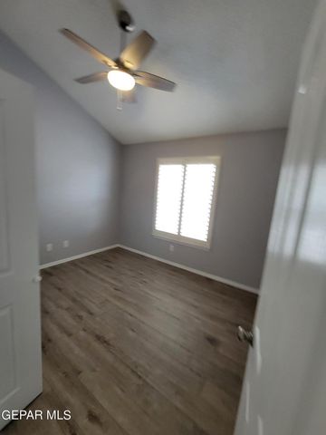 1404 Black Ridge Drive, El Paso, TX 79912