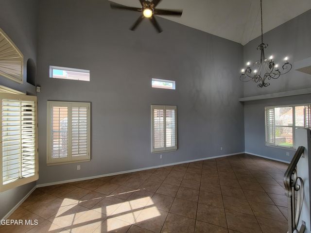 1404 Black Ridge Drive, El Paso, TX 79912