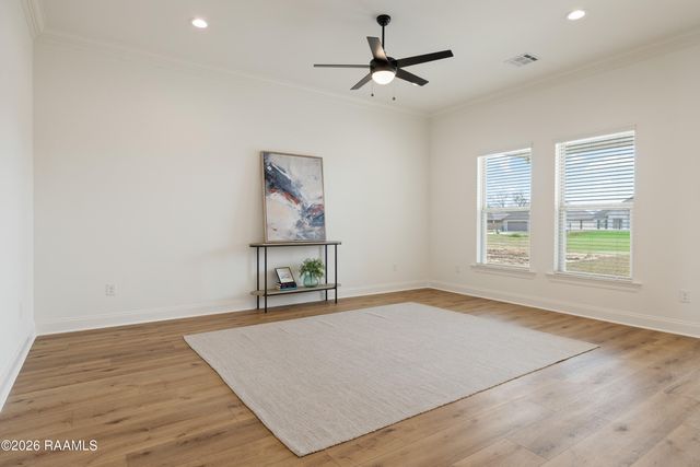 107 Lotus Street, Broussard, LA 70518