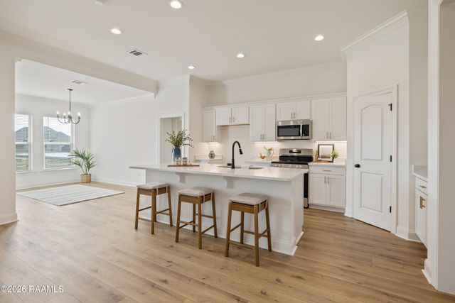 107 Lotus Street, Broussard, LA 70518