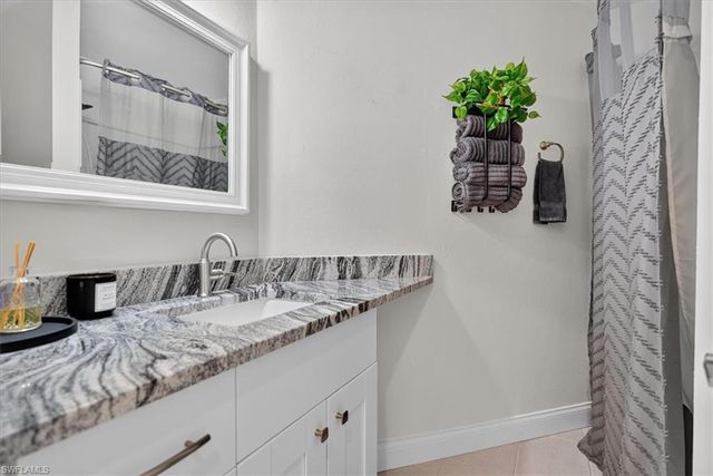 7150 Golden Eagle CT 221, Fort Myers, FL 33912