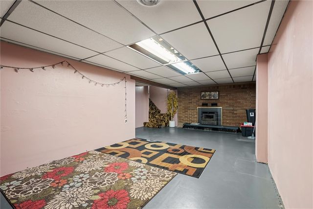 865 Wheatland Rd, Shenango Twp, PA 16159