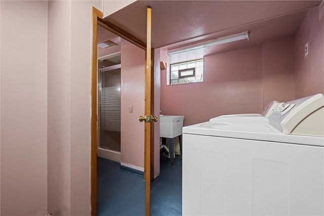 865 Wheatland Rd, Shenango Twp, PA 16159