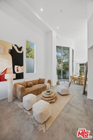 1244 14th Street A, Santa Monica, CA 90404