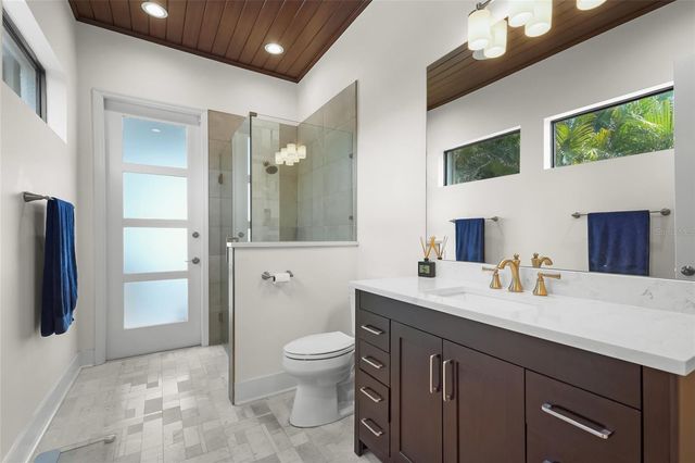 7610 DESOTO MEMORIAL HIGHWAY, Bradenton, FL 34209