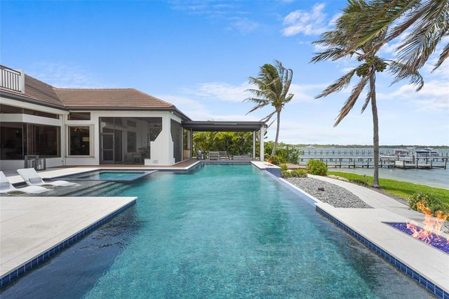 7610 DESOTO MEMORIAL HIGHWAY, Bradenton, FL 34209