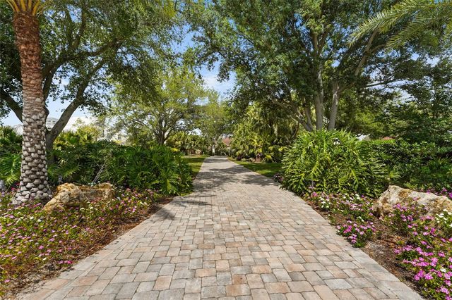 7610 DESOTO MEMORIAL HIGHWAY, Bradenton, FL 34209