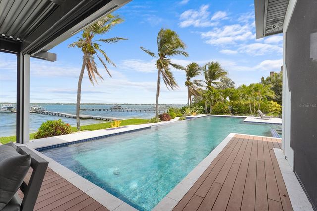 7610 DESOTO MEMORIAL HIGHWAY, Bradenton, FL 34209