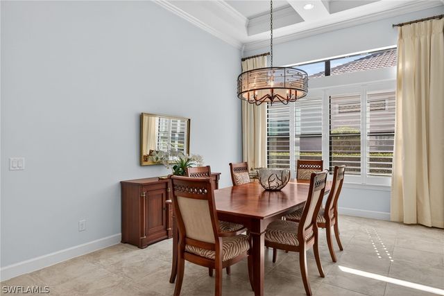 8667 Amour CT, Naples, FL 34119