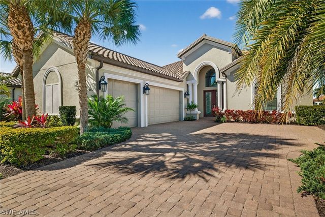 8667 Amour CT, Naples, FL 34119