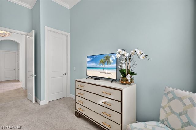 8667 Amour CT, Naples, FL 34119