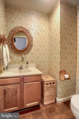 115 JUNIPER DR, Camp Hill, PA 17011