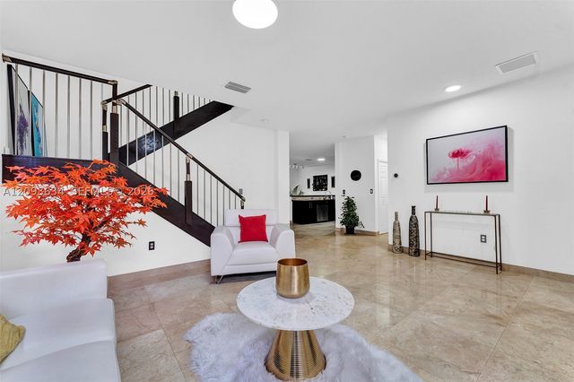 9770 NW 10th St 9770, Miami, FL 33172