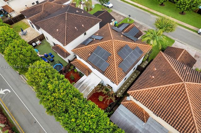 9770 NW 10th St 9770, Miami, FL 33172
