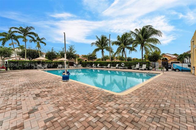 9770 NW 10th St 9770, Miami, FL 33172