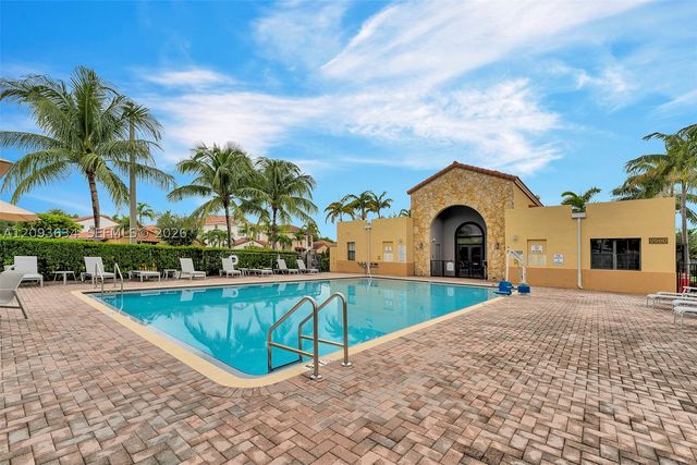 9770 NW 10th St 9770, Miami, FL 33172