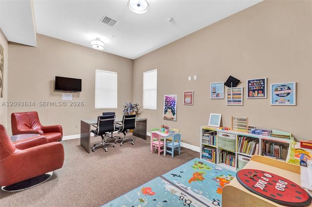 9770 NW 10th St 9770, Miami, FL 33172