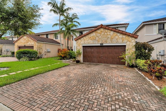 9770 NW 10th St 9770, Miami, FL 33172