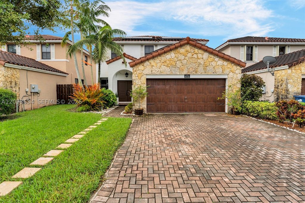 9770 NW 10th St 9770, Miami, FL 33172