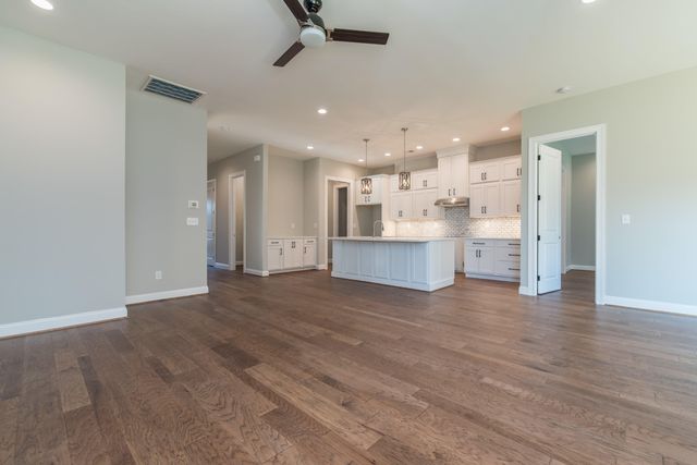 4157 Meadowlark Road, Lexington, KY 40509