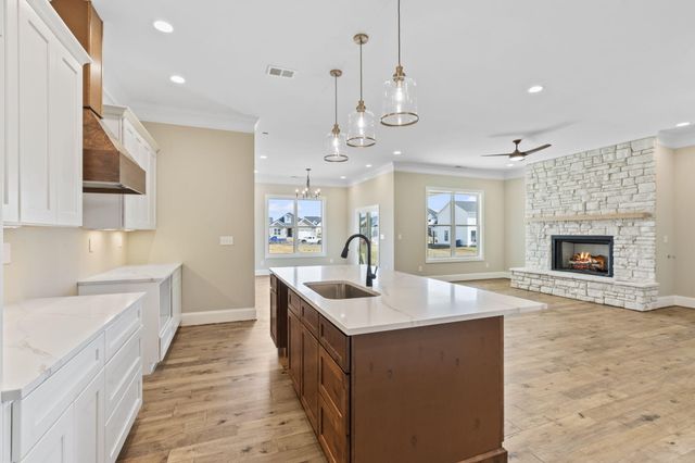 4157 Meadowlark Road, Lexington, KY 40509