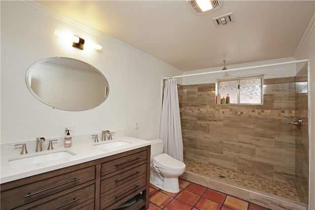 17825 Bear Valley Lane, Escondido, CA 92027