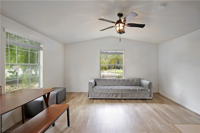 17825 Bear Valley Lane, Escondido, CA 92027