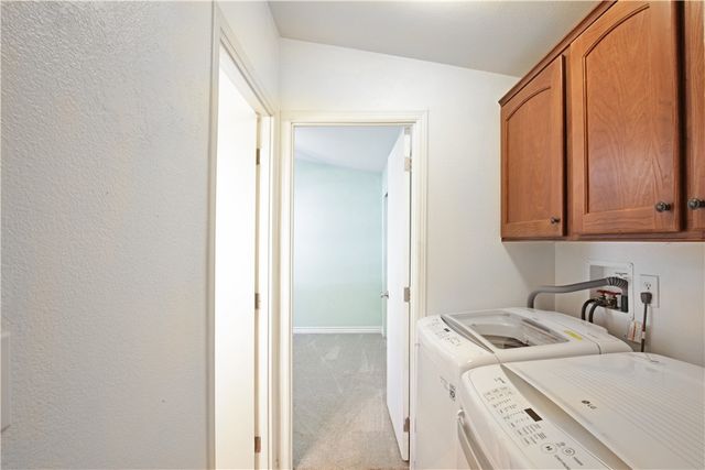 17825 Bear Valley Lane, Escondido, CA 92027