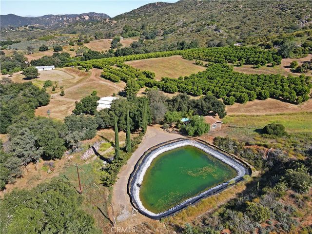 17825 Bear Valley Lane, Escondido, CA 92027