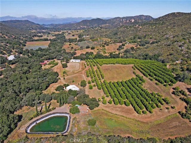 17825 Bear Valley Lane, Escondido, CA 92027