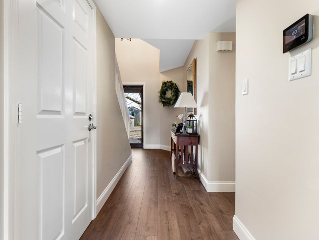 186 Shoreline Road, Lake Barrington, IL 60010