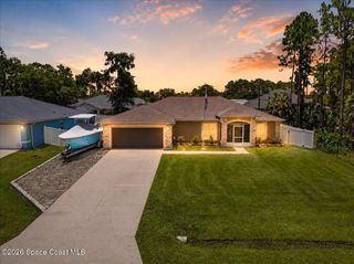 427 Hammond Street SW, Palm Bay, FL 32908