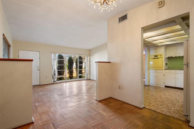 3302 S CRYSTAL LAKE DRIVE, Orlando, FL 32806