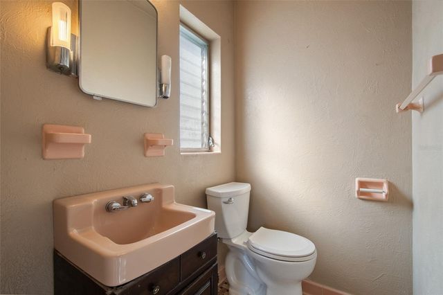 3302 S CRYSTAL LAKE DRIVE, Orlando, FL 32806