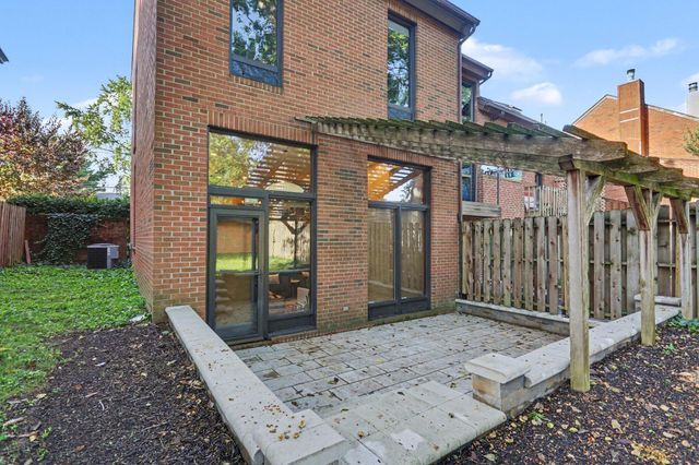 108 Price Avenue, Columbus, OH 43201