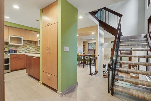 108 Price Avenue, Columbus, OH 43201