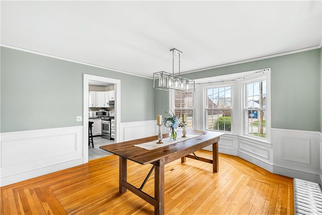 46 North Country Club Drive, Warwick, RI 02888