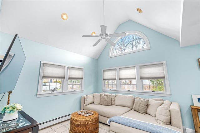 46 North Country Club Drive, Warwick, RI 02888