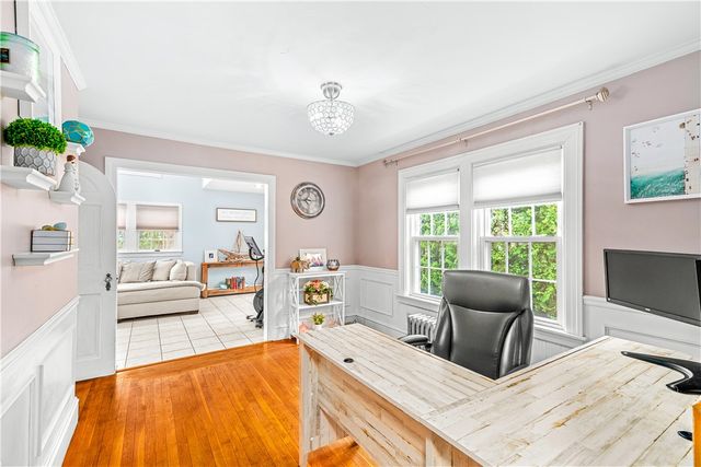 46 North Country Club Drive, Warwick, RI 02888