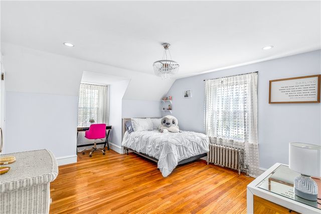 46 North Country Club Drive, Warwick, RI 02888