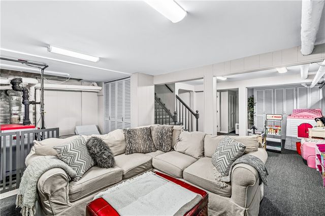 46 North Country Club Drive, Warwick, RI 02888