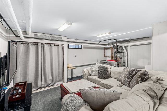 46 North Country Club Drive, Warwick, RI 02888