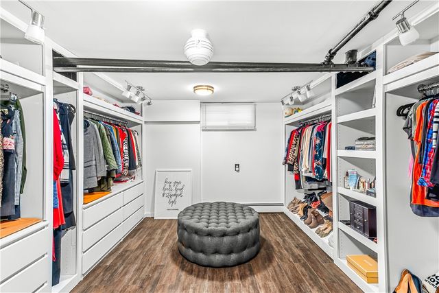 46 North Country Club Drive, Warwick, RI 02888