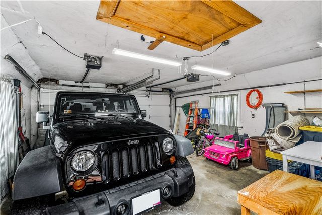 46 North Country Club Drive, Warwick, RI 02888