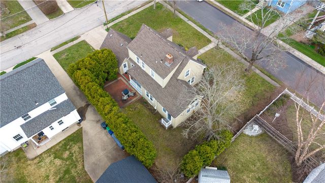 46 North Country Club Drive, Warwick, RI 02888