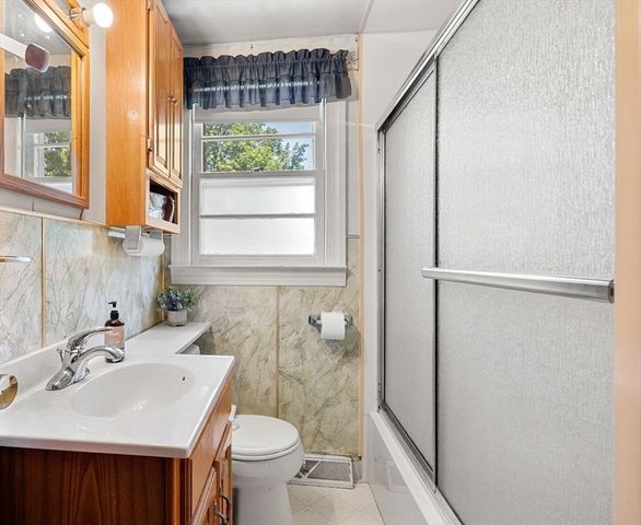 76 Beaver Brook Road, Westford, MA 01886