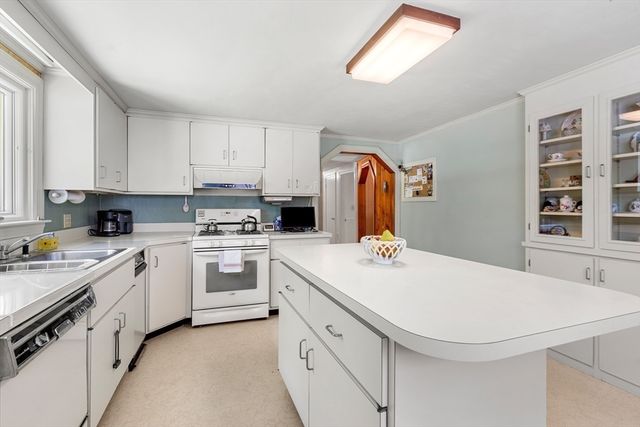 76 Beaver Brook Road, Westford, MA 01886
