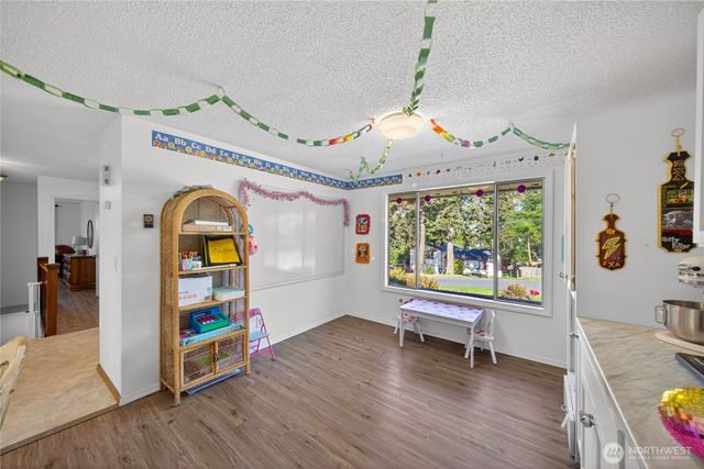2684 Olympic Drive, Oak Harbor, WA 98277