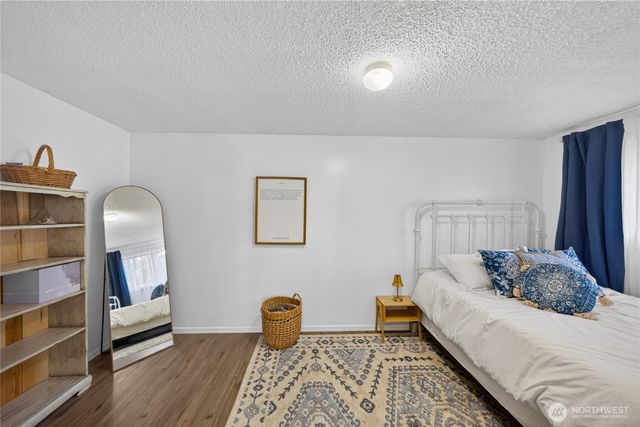 2684 Olympic Drive, Oak Harbor, WA 98277